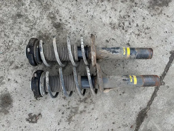 Ensemble d'amortisseurs avant VW GOLF VI JETTA TOURAN LEON II Monroe image 7