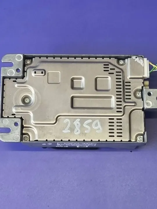 Amplificador BMW i4 usado OEM 5A9BF91 image 3