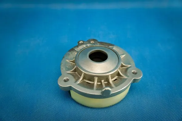 Stoßdämpferlager vorne OEM 8W0413333 Audi A4 image 3