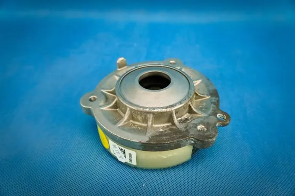 Stoßdämpferlager vorne OEM 8W0413333 Audi A4 image 4