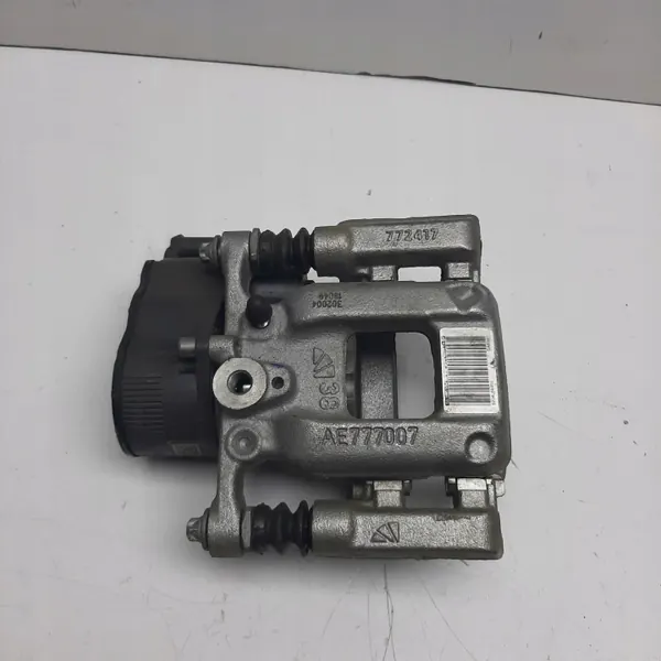 PEUGEOT 308 bakre höger bromsok OEM 9819059480 image 2
