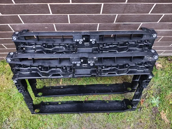 VW GOLF VII 7 GTE Frontverstärkung image 3