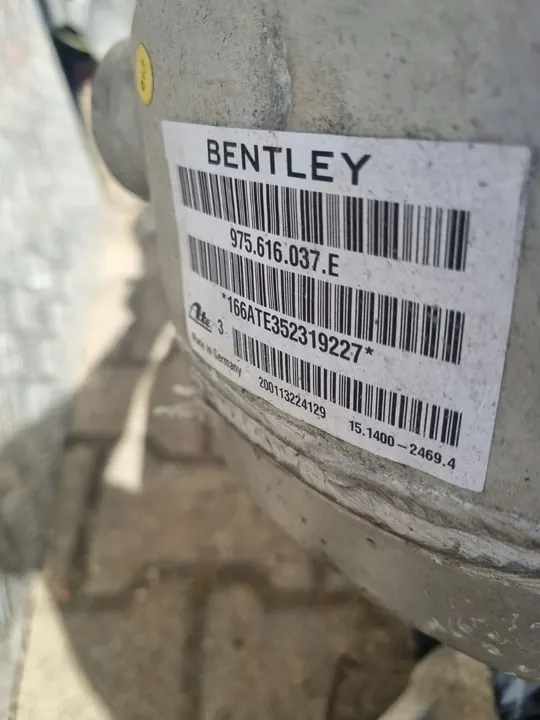 Assemblaggio sospensione anteriore sinistra Bentley Continental GT 2020 OEM image 5