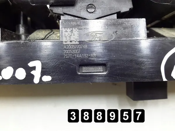 Ford Mondeo Strömbrytare 2010 7S7T14A132AB image 5