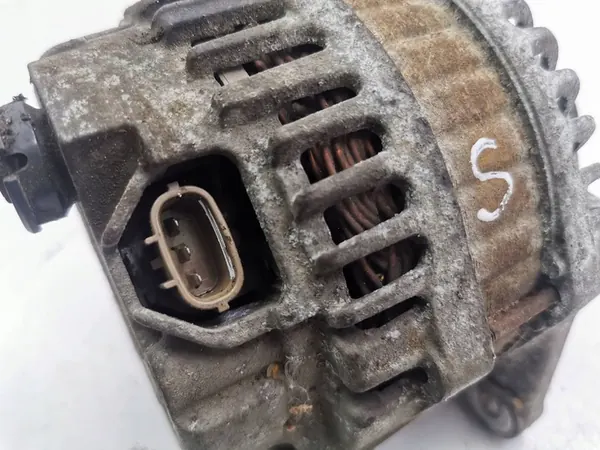 Nissan Juke I F15 2013 Generaattori 231003VD1A image 7