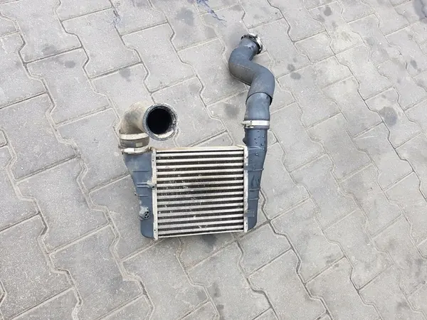SEAT EXEO 09-13 2.0 TDI Intercooler Izquierdo 8E0145805AA image 2