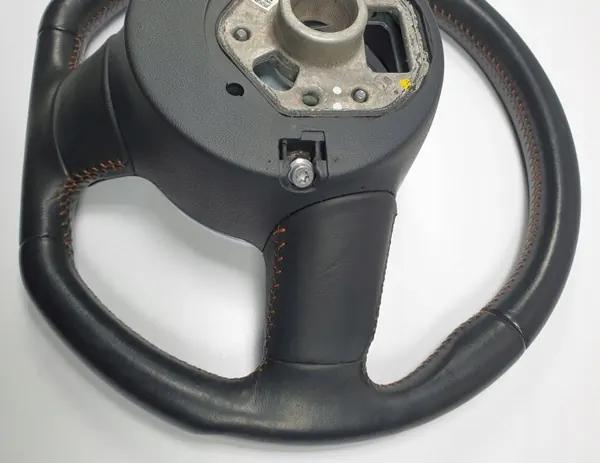 Volante Audi TT usado OEM 8j0419091b image 9