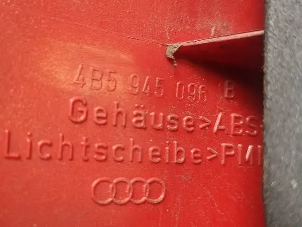 Lámpara trasera derecha Sedan Audi A6 image 4