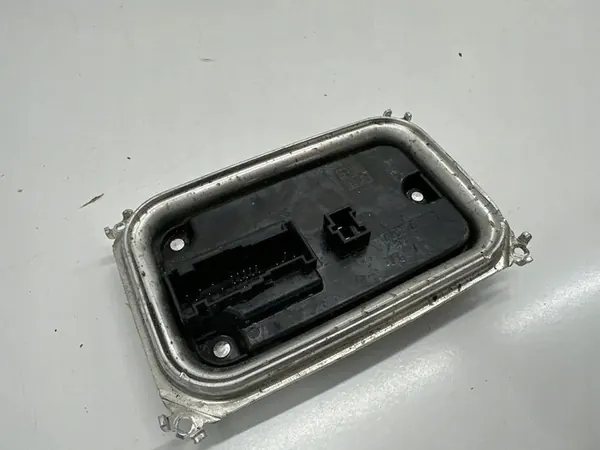 Module d'éclairage ECU Mercedes-Benz B-Class 2022 A2139002634 image 3