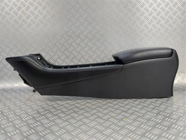 Accoudoir console centrale OEM 969104GT0A INFINITI Q60 image 5
