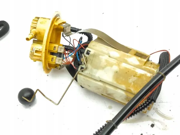 Bomba de combustible Volvo V70 2002 OEM 0580314009 image 4