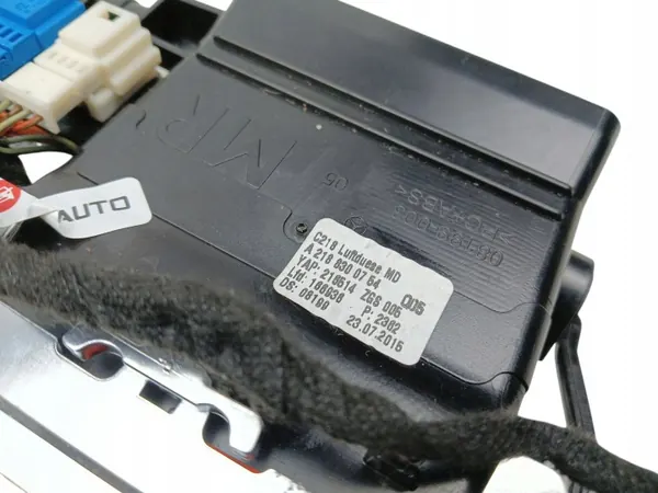 Mercedes CLS X218 middenluchtrooster OEM A2188300754 image 8