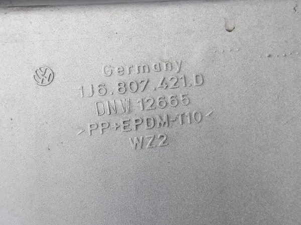 VW GOLF IV 1997-2006 PARAURTI POSTERIORE image 10