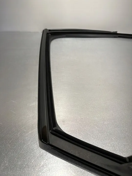 Junta janela traseira Cupra Formentor OEM FBZ21733 image 3