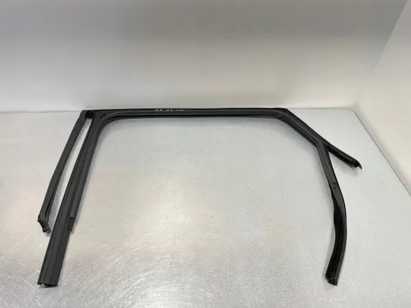 Junta janela traseira Cupra Formentor OEM FBZ21733 image 4