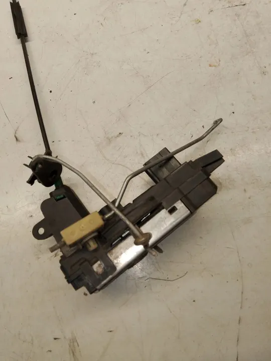 OPEL ASTRA H Vänster Framdörrslås 13128111 image 2