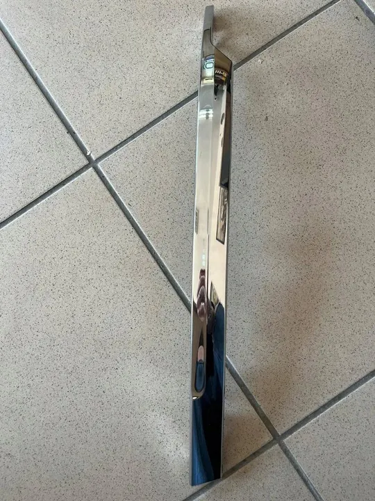 Vasen Takaluukun Kromilista VW Tiguan II image 3