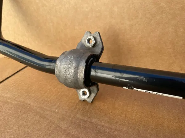 Stabilizzatore Anteriore 3Q0411303D VW Skoda image 3