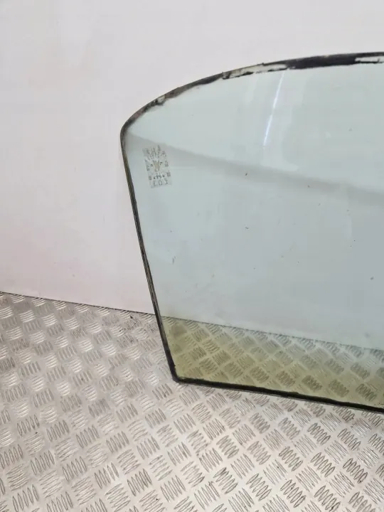 Gebruikte Mercedes-Benz SL R107 voorruit OEM 1076710410 image 7