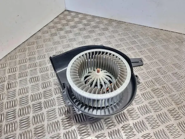 Chauffage AUDI A1 SPORTBACK 1.2L essence 2012 6Q1819015 image 1