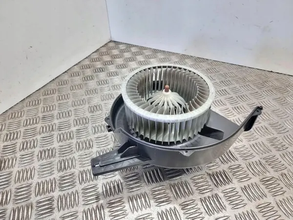 Chauffage AUDI A1 SPORTBACK 1.2L essence 2012 6Q1819015 image 2