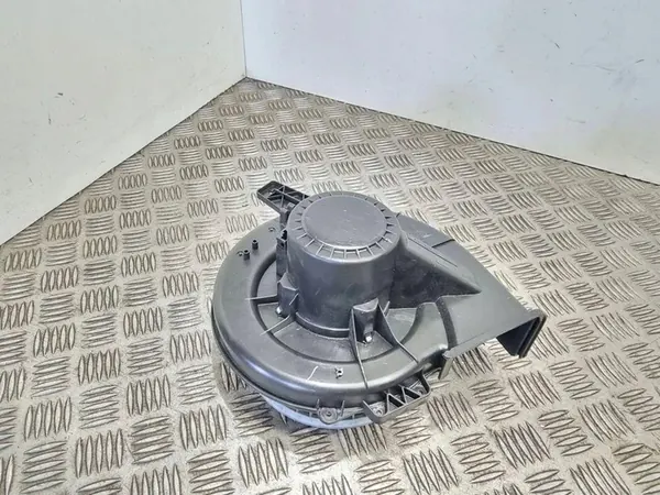 Chauffage AUDI A1 SPORTBACK 1.2L essence 2012 6Q1819015 image 4