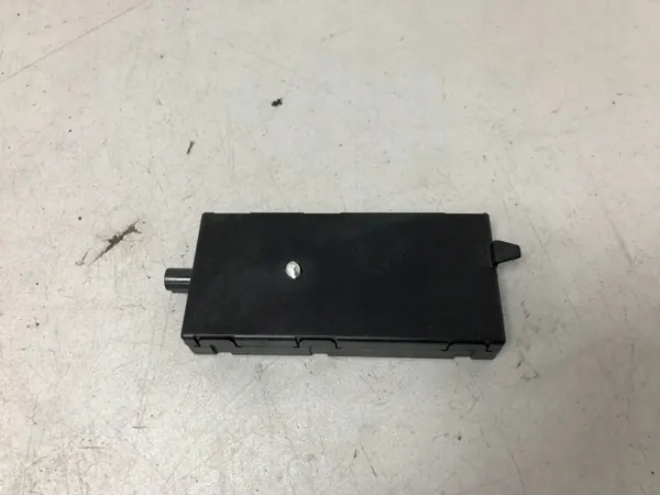 Amplificateur d'antenne OEM 65205A36CD5 pour BMW i4 G26 image 4