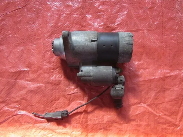 Motor de arranque Infiniti OE 23300CG000 image 3