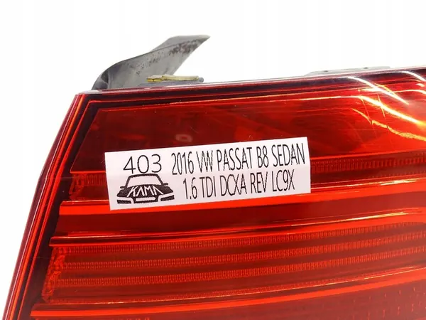 Luz trasera LED derecha VW Passat B8 Sedan image 10