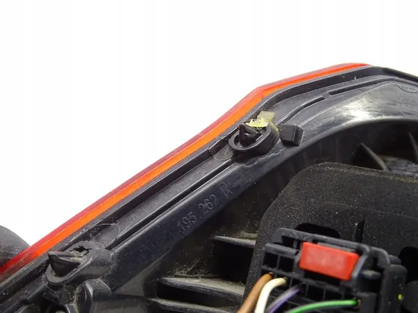 Luz trasera LED derecha VW Passat B8 Sedan image 7