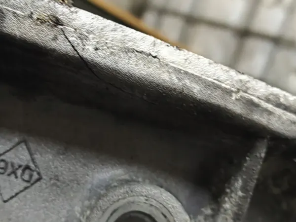 RENAULT SCENIC III 1.9 DCI Manuaalivaihteisto 8200907120 image 2