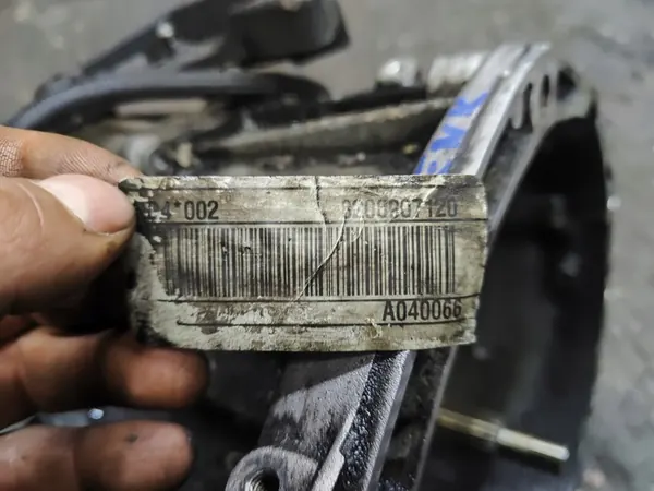 RENAULT SCENIC III 1.9 DCI Manuaalivaihteisto 8200907120 image 5