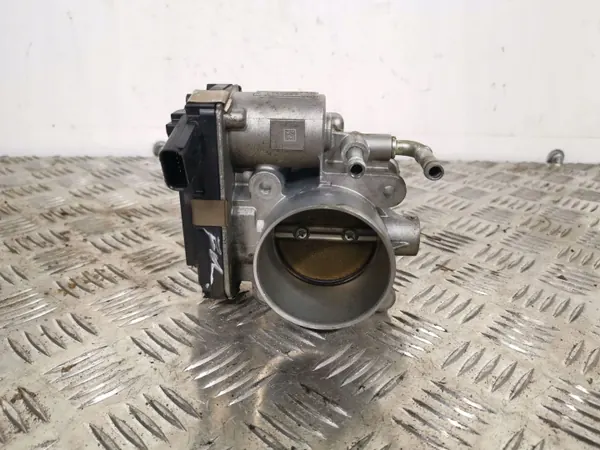 Subaru Forester SJ Papillon électronique OEM 13082800062 image 2