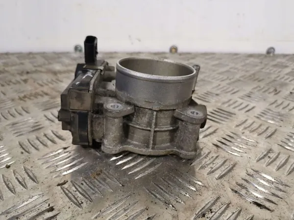 Subaru Forester SJ Papillon électronique OEM 13082800062 image 4