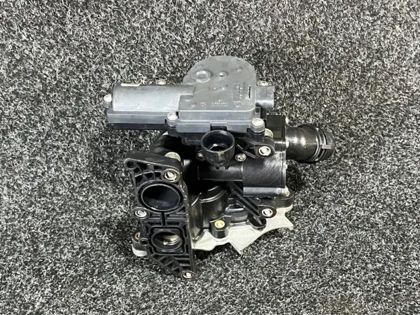 Carcasa termostato OEM 06L121111H para VW 1.8/2.0 TFSI image 5