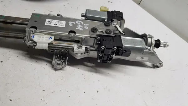 BMW 7 G11 Lenksäule OEM 7045955334 image 4
