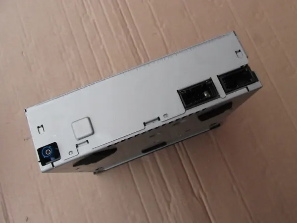 Reproductor DVD Audi A6 C6 OEM 4E0919887L - Usado image 4