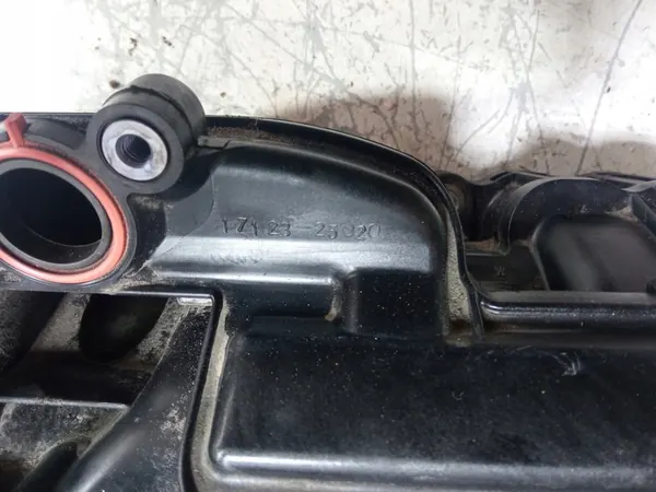 TOYOTA RAV 4 V HÍBRIDO Coletor de admissão OE 17111-25060 image 4