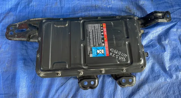 OEM LX68-10C699-AA Akku Ford Kuga III Hybridille image 2
