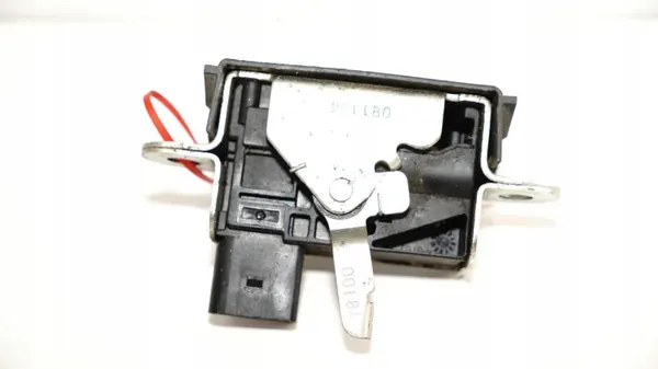 OEM 360166987 Tailgate Lock for VW Golf 5 image 5