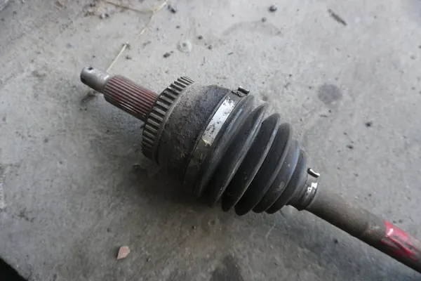 VÄNSTER FRAMAXELKOPPLING HYUNDAI TUCSON I 2007 image 2