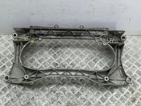 Lexus GS Vorderer Hilfsrahmen OEM AMD112485 - Gebraucht image 4