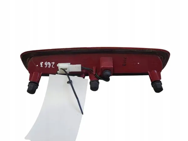 Terceira Luz de Freio KIA Carens II image 2