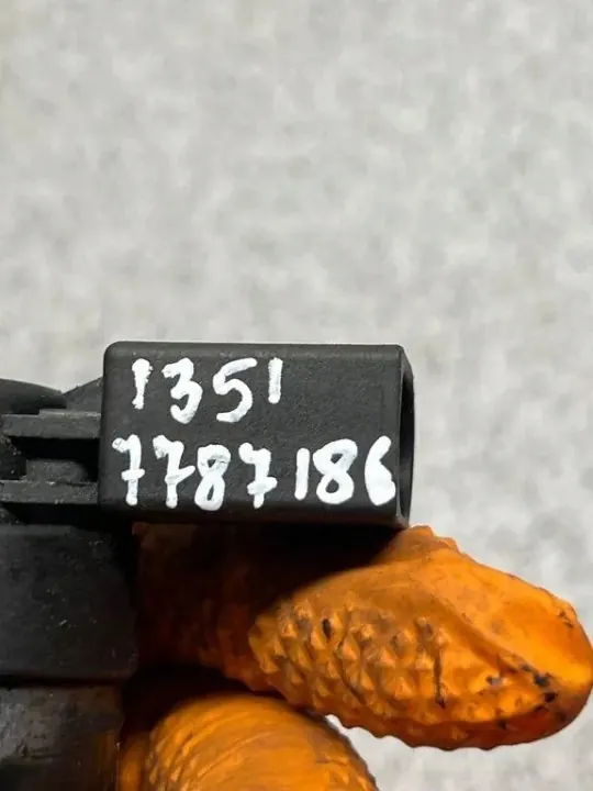 Sensor Bomba Injeção OEM 13517787186 image 3