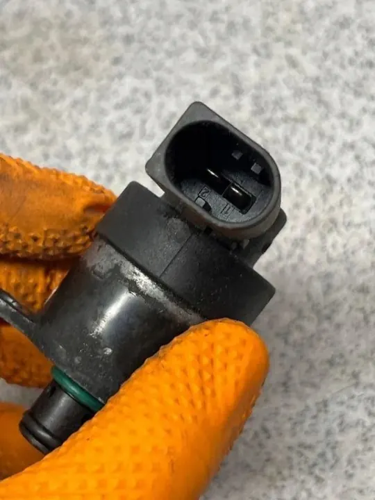 Sensor Bomba Injeção OEM 13517787186 image 4