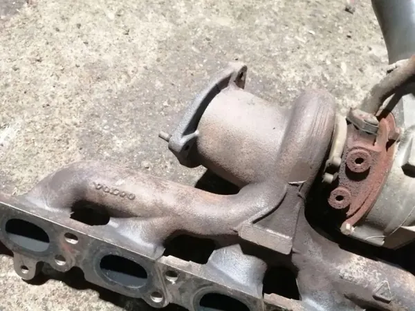 Turbo VOLVO V50 30650975 2.5L 162kW 2007 image 4