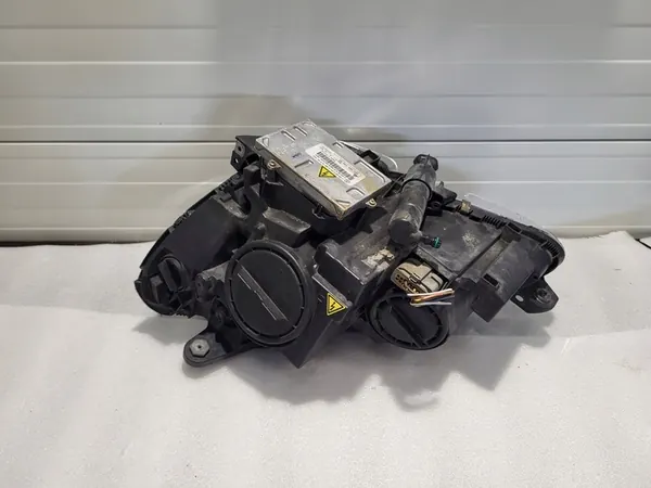 RECHTER BI-XENON KOPLAMP MERCEDES C-KLASSE W204 image 8