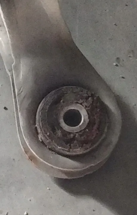 Mercedes Actros MP4 Kyynärpää OEM A9603171302 - Käytetty image 3