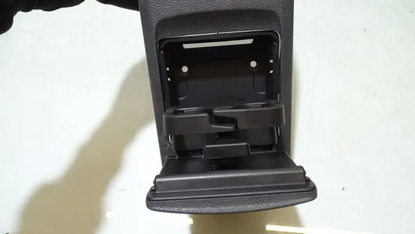 Kuppikahva käsinoja Volkswagen Golf V 1.9TDI image 4