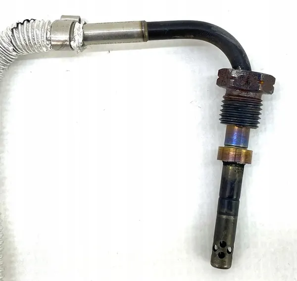 Sensor de temperatura de escape AUDI A4 A5 A6 A8 Q5 Q7 Q8 059906088DE image 2